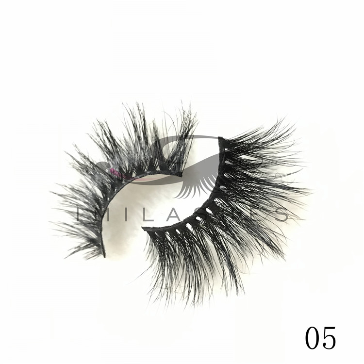 cheap mink lashes.jpg